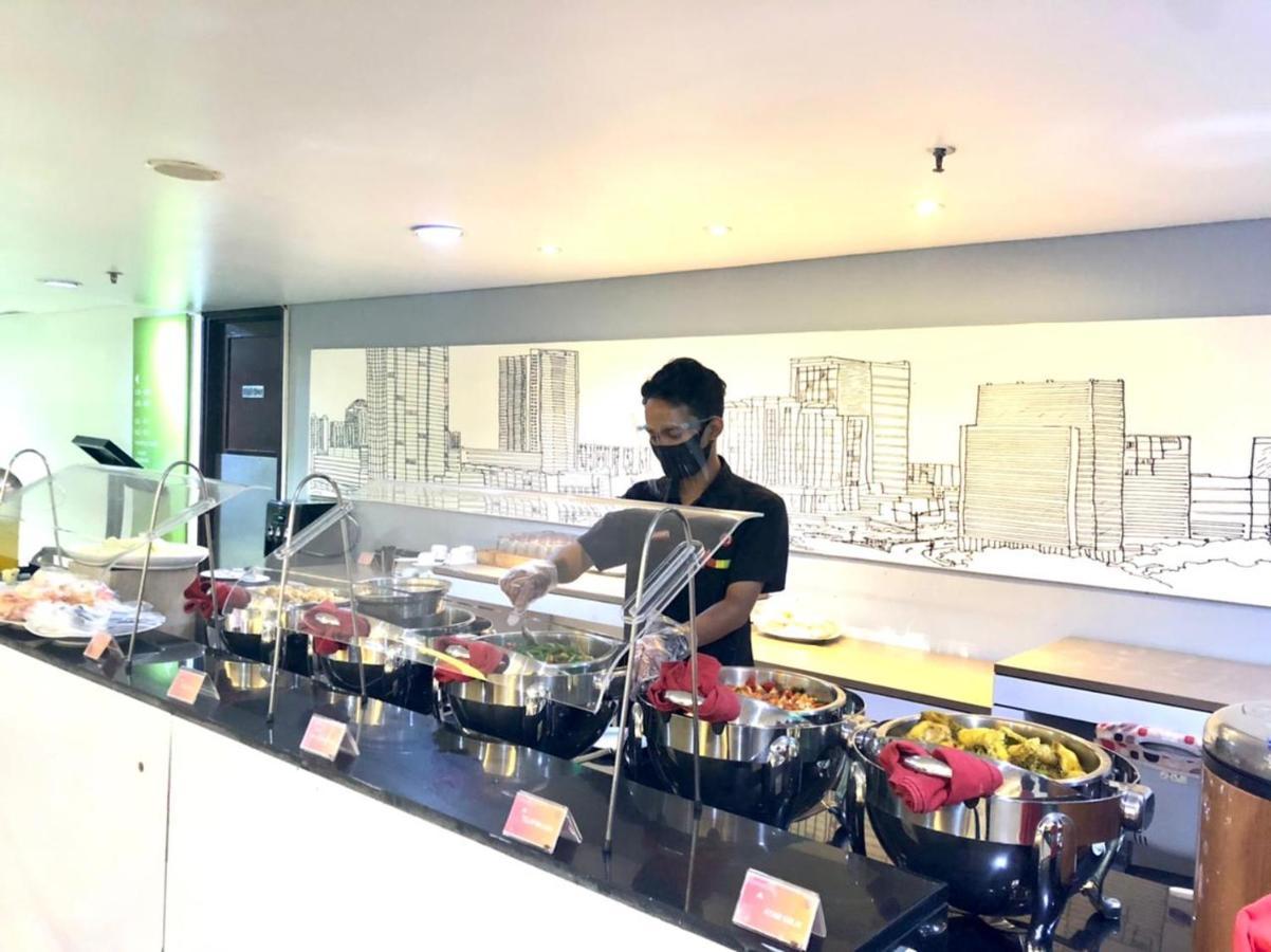 Amaris Hotel Thamrin City Джакарта Екстер'єр фото