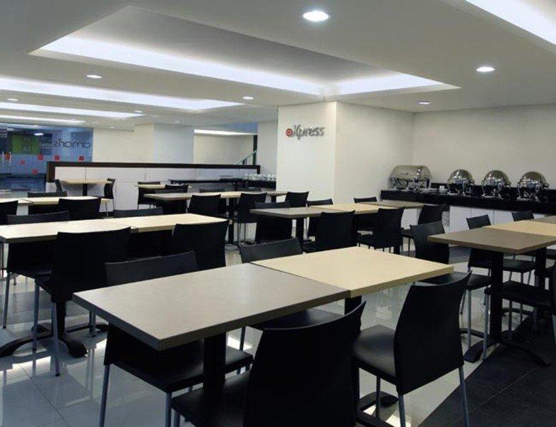 Amaris Hotel Thamrin City Джакарта Ресторан фото